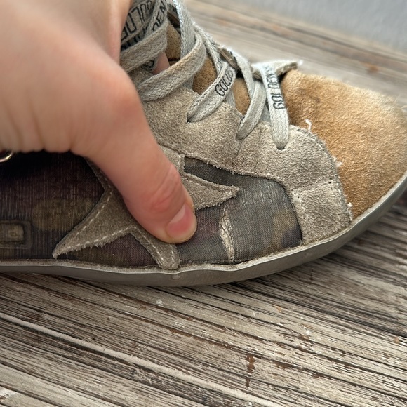 Golden Goose Suede Camo Sneakers Size 39 - Picture 6 of 11